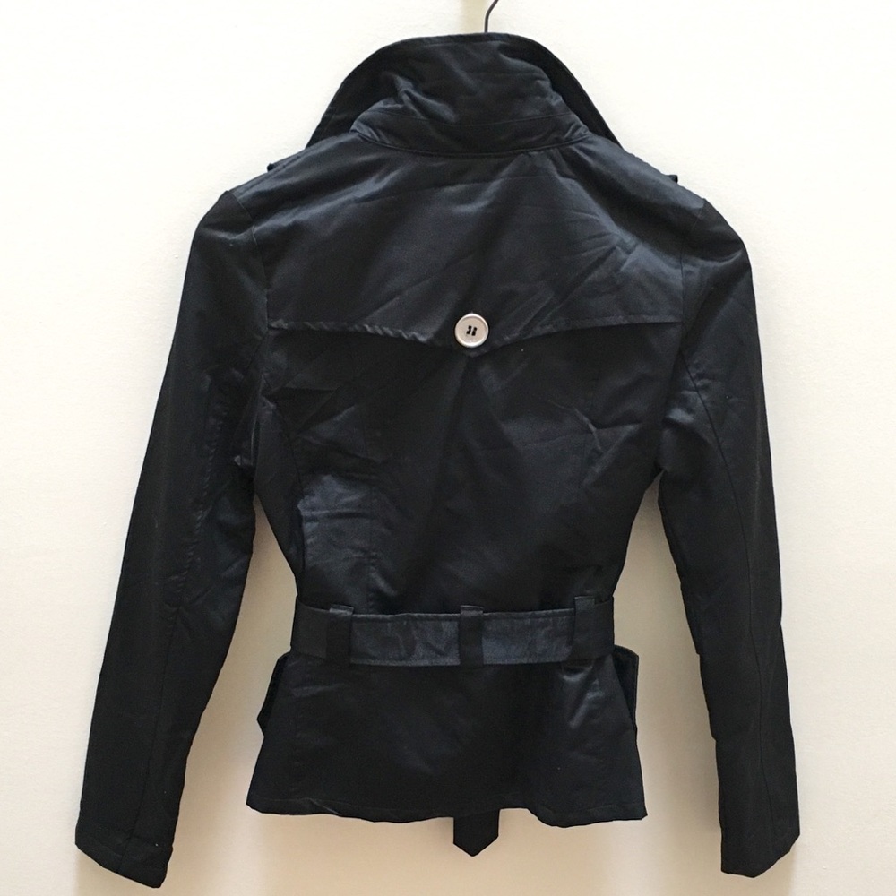 JouJou Cropped Double Button Belted trench coat - Picture 4 of 7